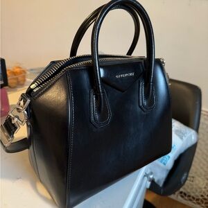 Givenchy Black Leather Antigona medium